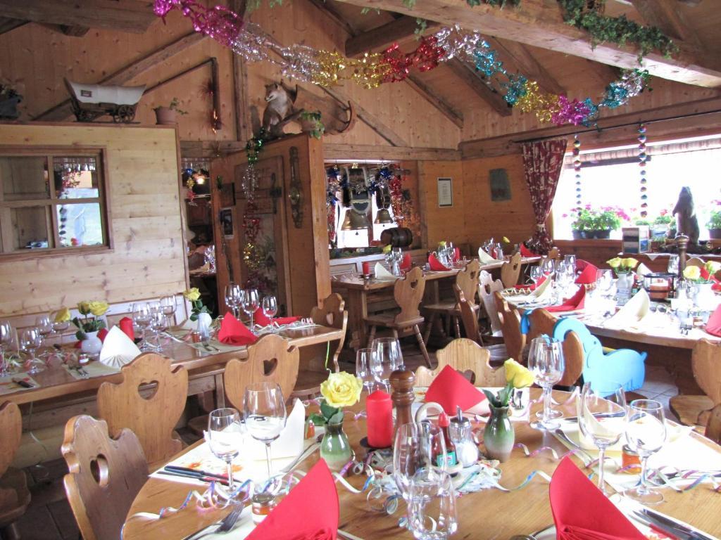 לה קרוסט Hotel-Restaurant Le Relais Panoramique מראה חיצוני תמונה